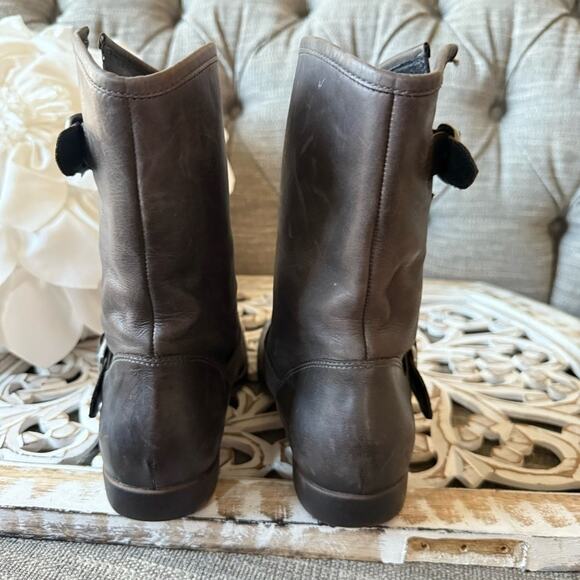 UGG Leather Ankle Boots Women’s 8 - Picture 4 of 9